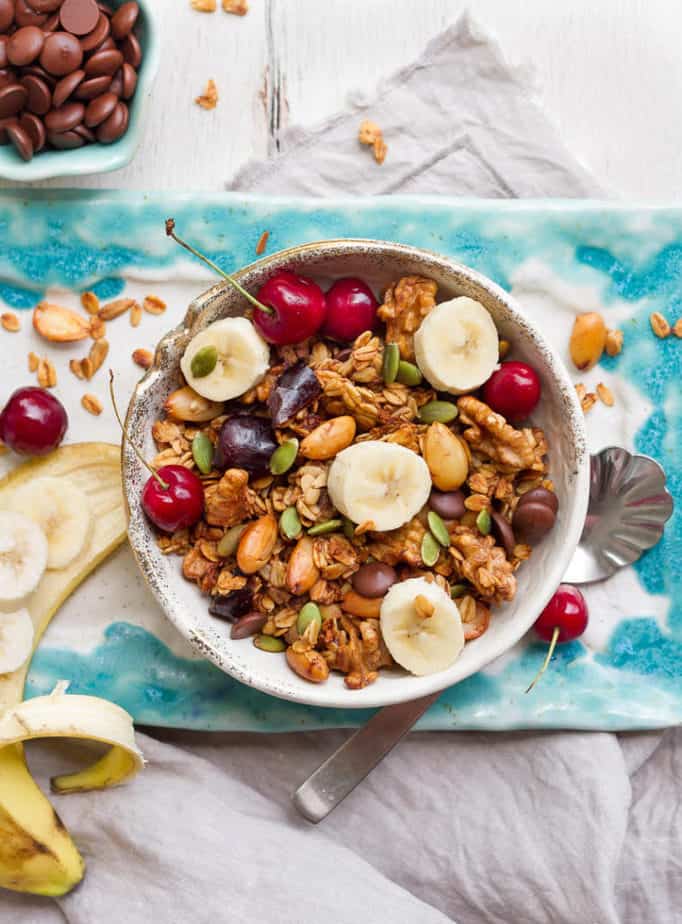 Banana Granola | Easy Healthy Banana Granola Recipe