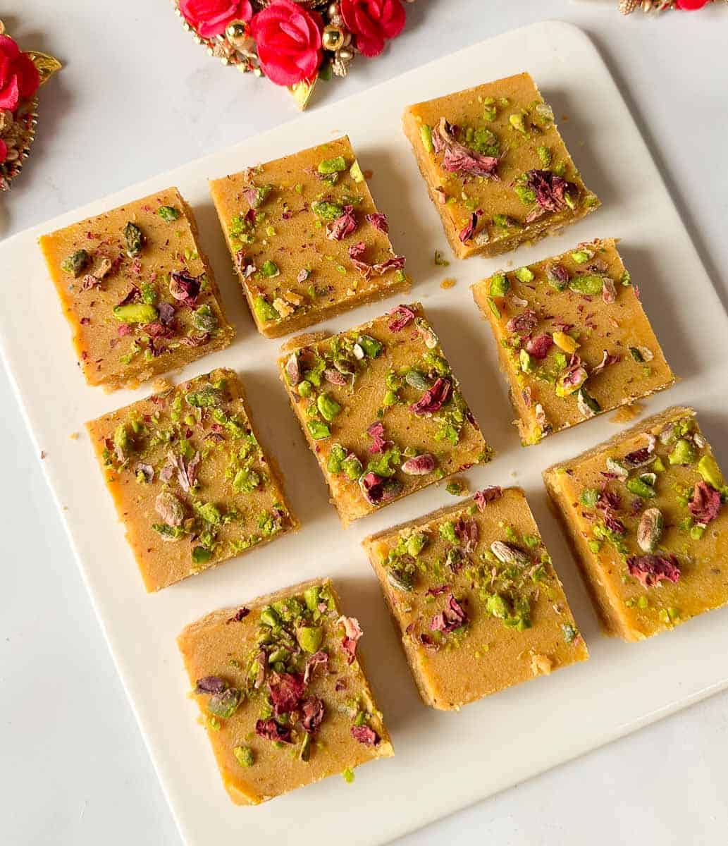 Besan Barfi Recipe (Besan Burfi)