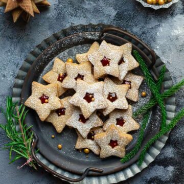 Gluten-free Linzer Cookies | Almond Buckwheat Linzer Cookies