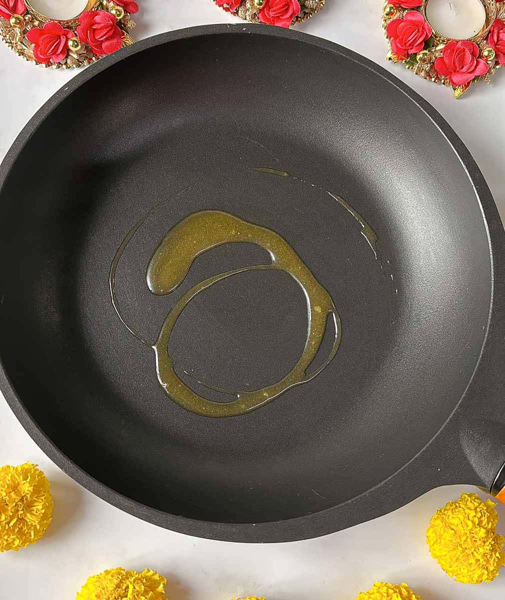 Heat ghee in a pan