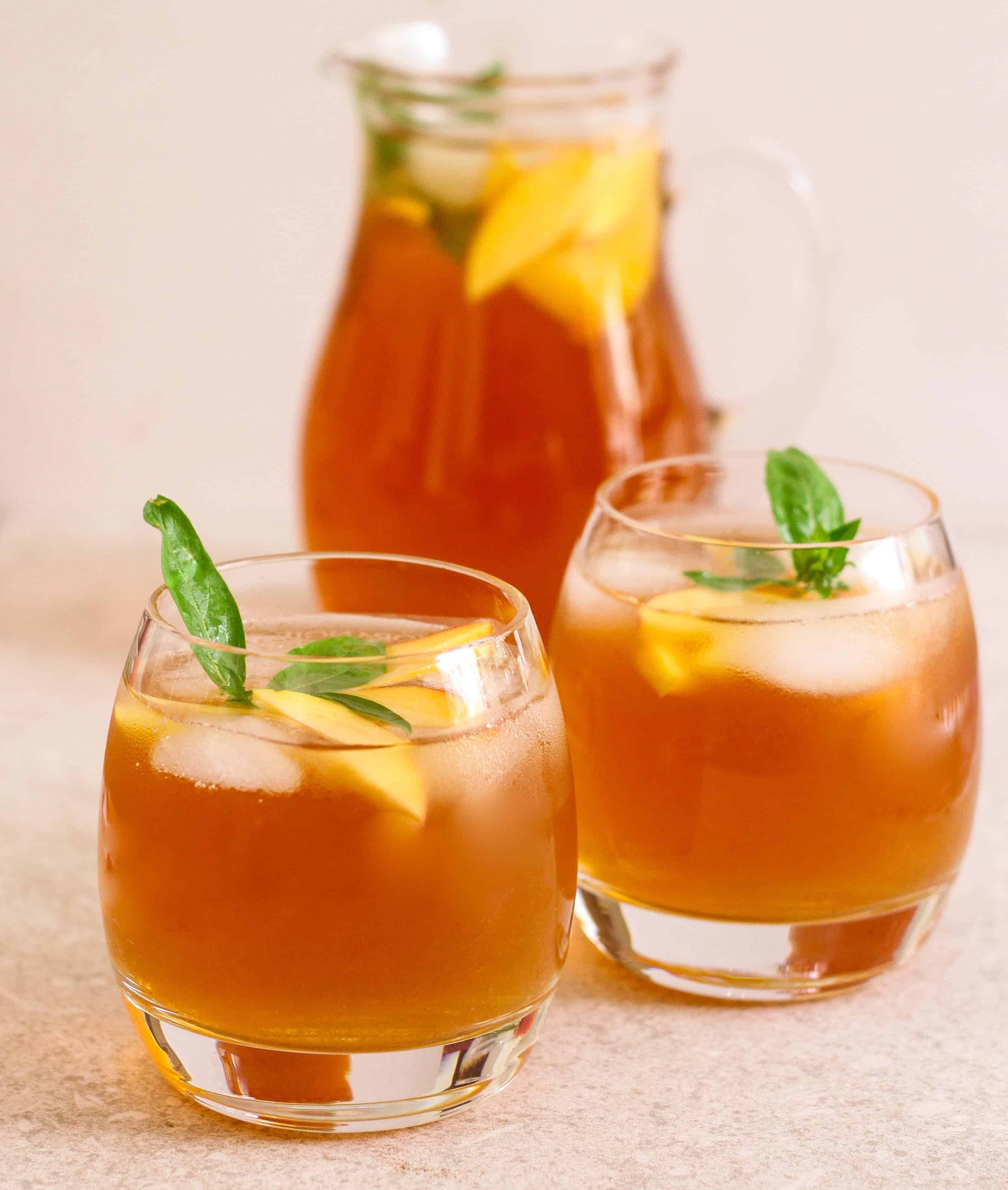 Cold Brewed Peach Iced Tea Peach Iced Tea cold brew summer drink fruits