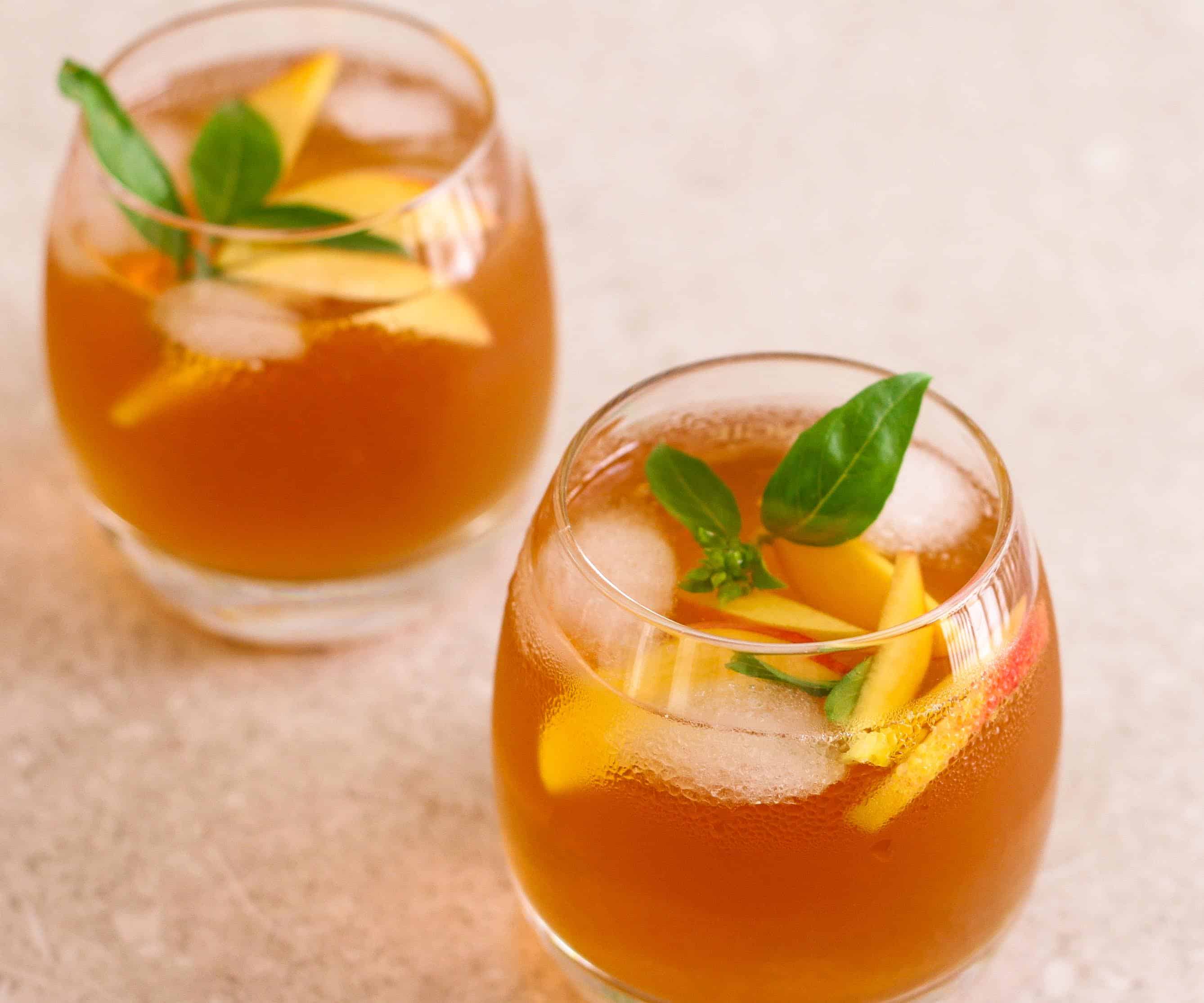 Cold Brewed Peach Iced Tea Peach Iced Tea cold brew summer drink fruits