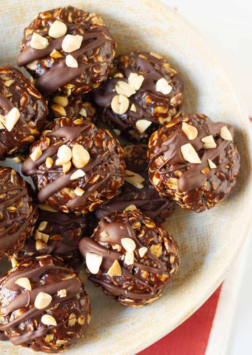 Chocolate Peanut Butter No-Bake Cookies
