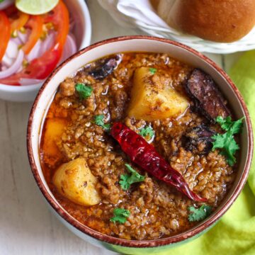 Keema Aloo Curry | Spicy Mutton Mince with potatoes
