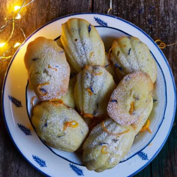Orange Madeleines w/ dried blue cornflowers French cake