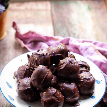 Lavender Chocolate Truffles vegan glutenfree dairyfree no bake recipe