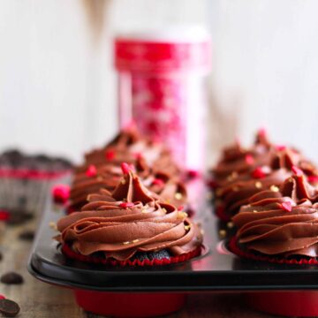 Mocha Cupcakes With Chocolate Frosting