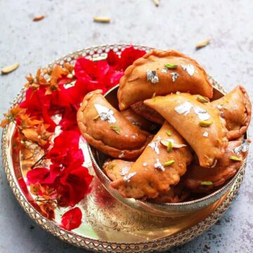Gujiya | Baked Mawa Gujiya