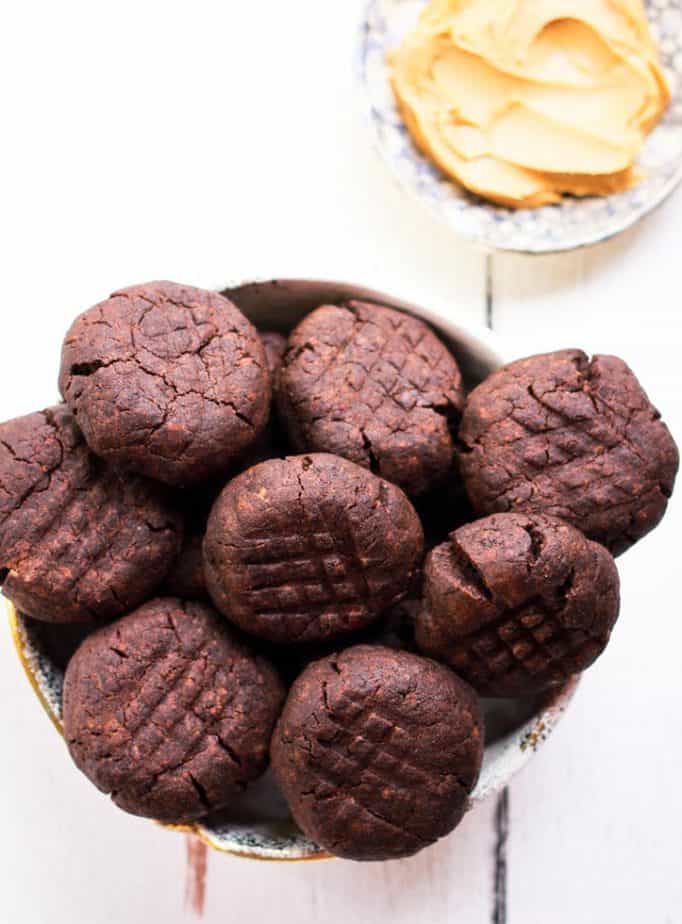 baked peanut butter chocolate cookies in a bowl.