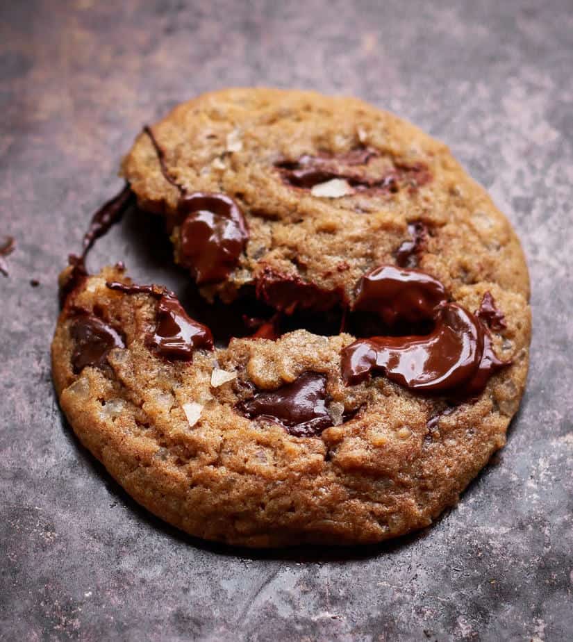 Eggless Chocolate Chip Cookies