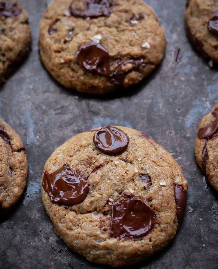 Eggless Chocolate Chip Cookies | Easy chocolate chip cookies recipe