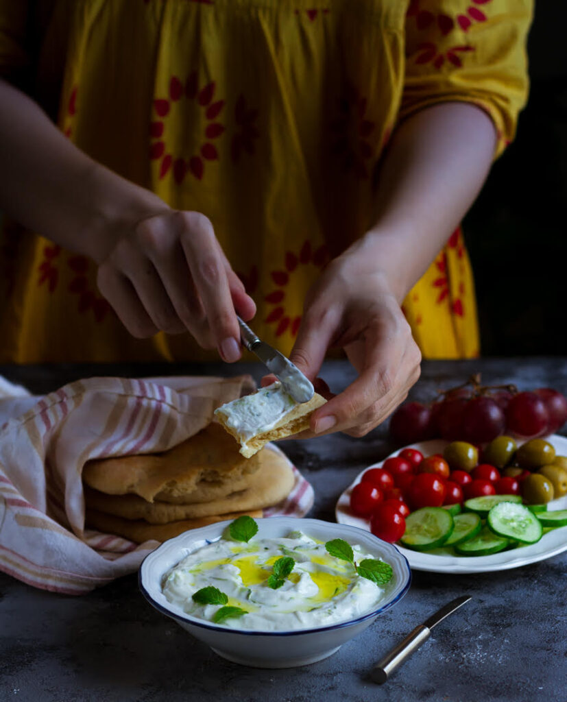 Tzatziki | Easy homemade Greek cucumber yogurt sauce