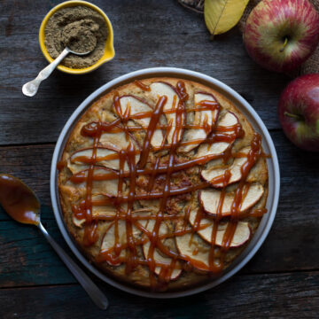 Chai-Spiced Apple Cake | Easy vegan apple cake recipe