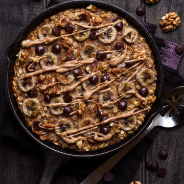 Banana Baked Oatmeal | Easy vegan baked oatmeal recipe