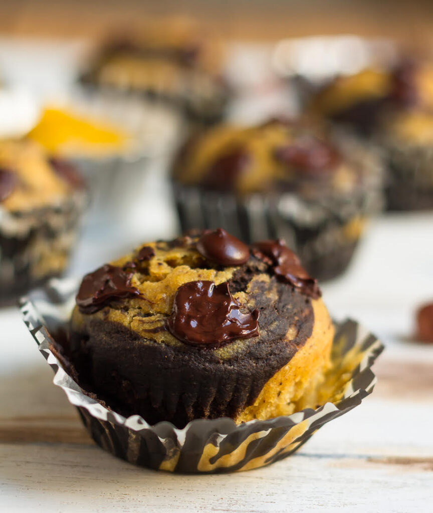 Chocolate Pumpkin Swirl Muffins | Easy vegan pumpkin muffin recipe
