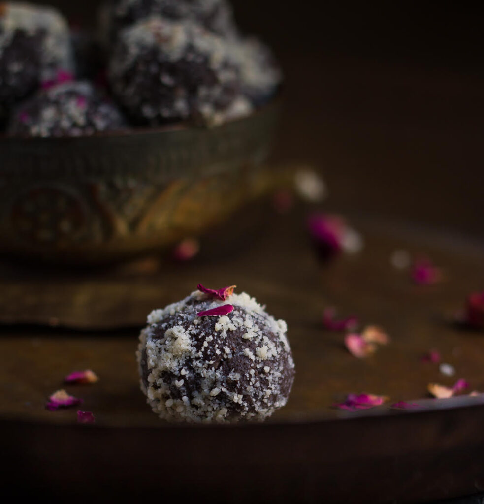 Easy Chocolate Peda Recipe - Diwali Sweets | Indian dessert