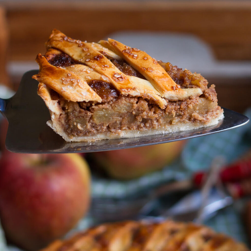 Classic Apple Pie | Easy Eggless Apple Pie Recipe