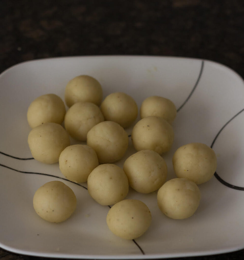 Easy Homemade Gulab Jamun | How to make gulab jamun