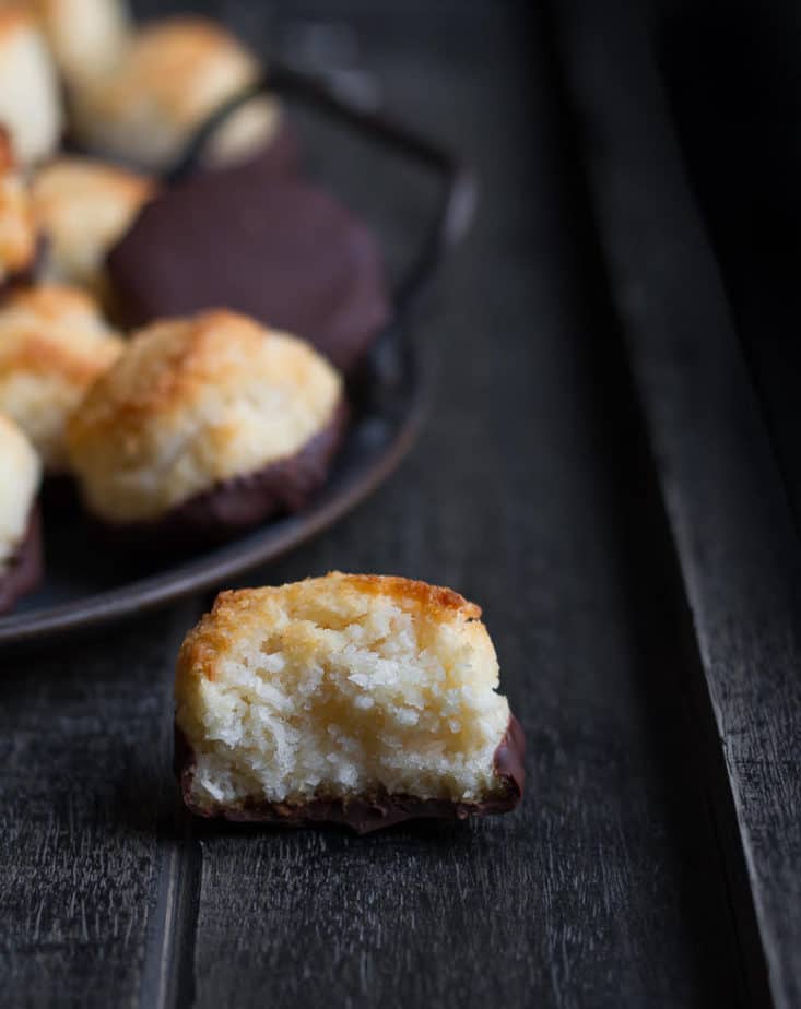 Coconut Macaroons | Easy Coconut Macaroon Recipe