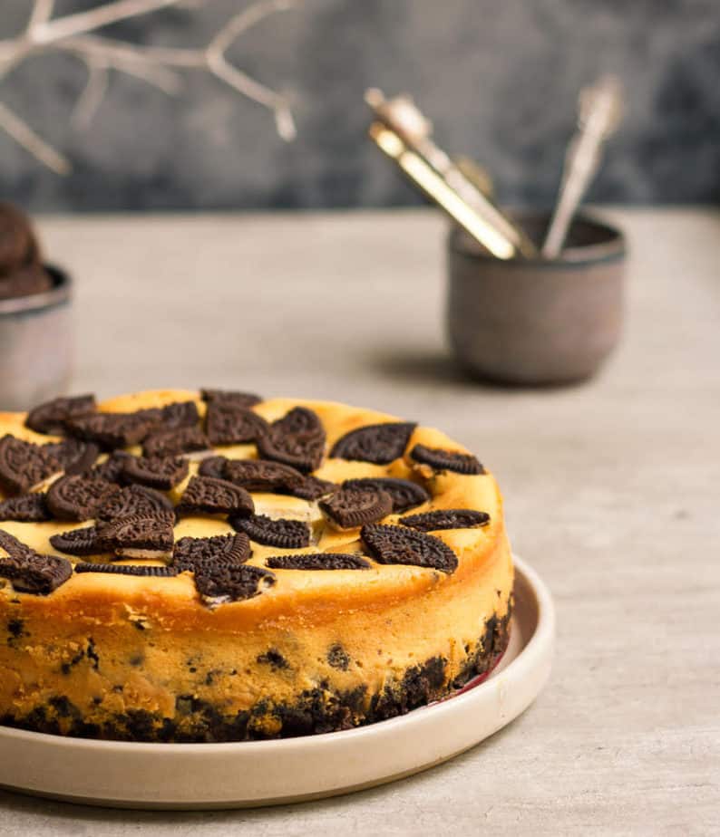 Oreo Cheesecake | Easy baked Oreo cheesecake recipe