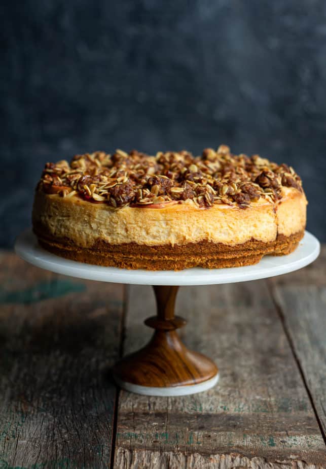 Apple Crumble Cheesecake | Eggless Apple cheesecake with Crumble