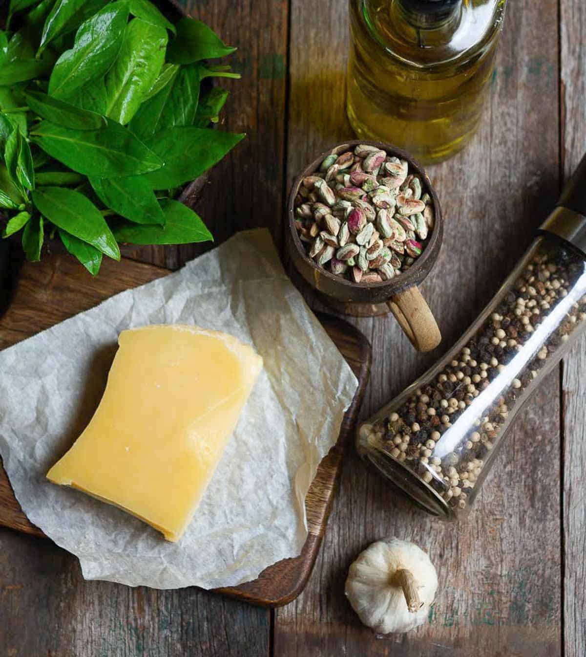 Ingredients for making pistachio pesto.