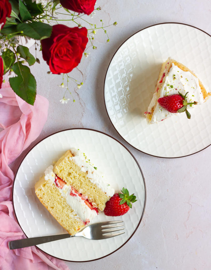 Victoria Sponge Cake | Strawberry Victoria Sponge Cake Recipe