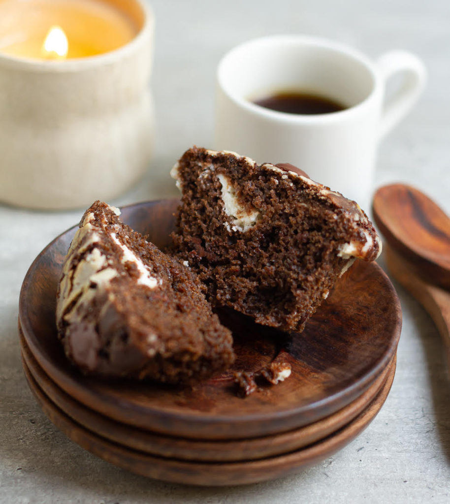 Chocolate Cream Cheese Muffins | Eggless Chocolate Cream Cheese Muffins