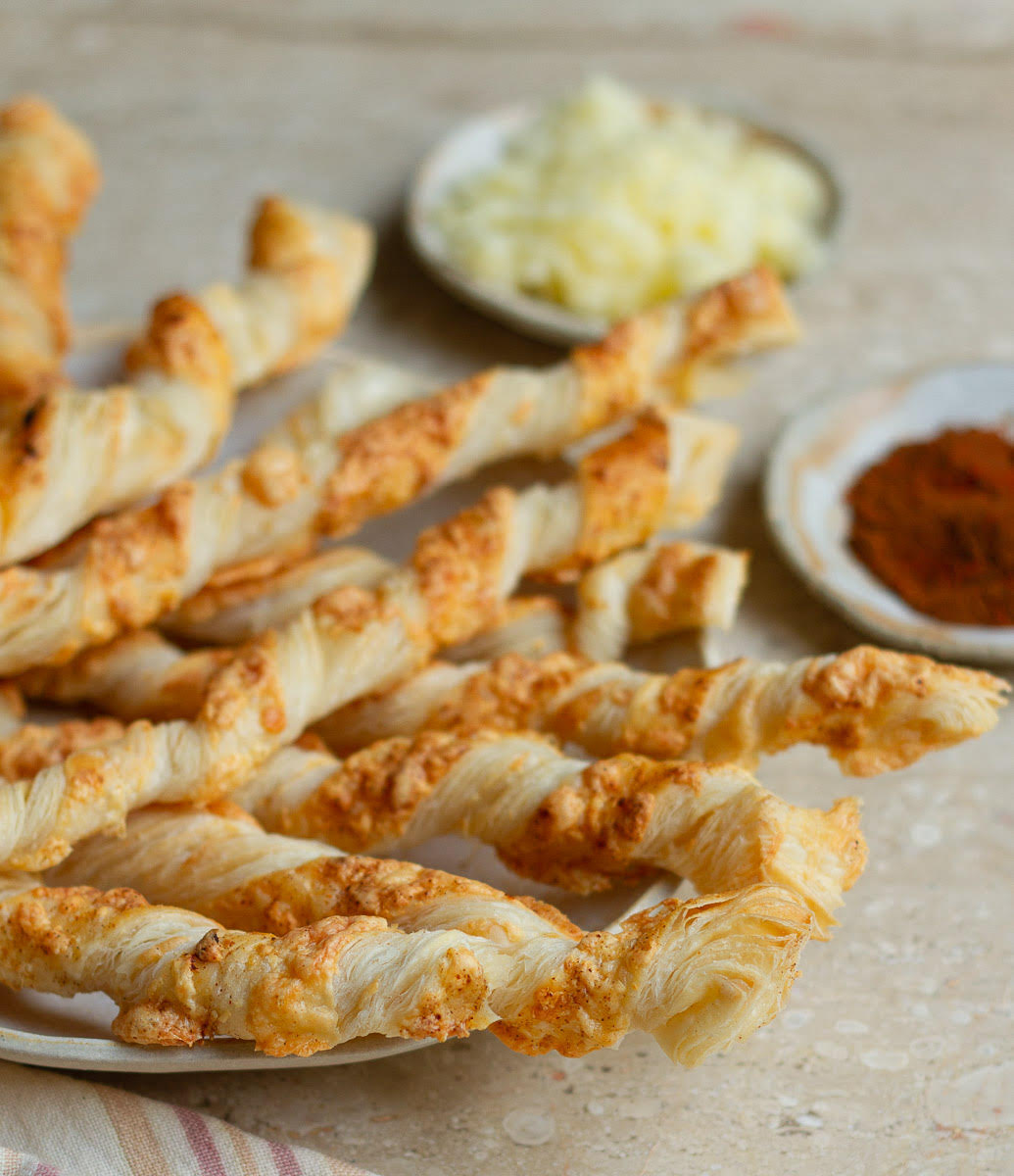 Easy & Quick Cheese Straws Recipe