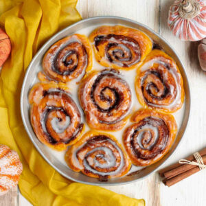 Easy Pumpkin Cinnamon Rolls Recipe