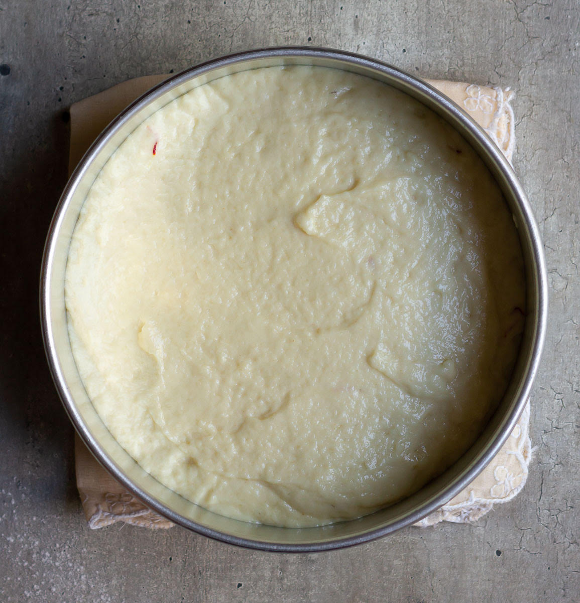 Baking the saffron cake