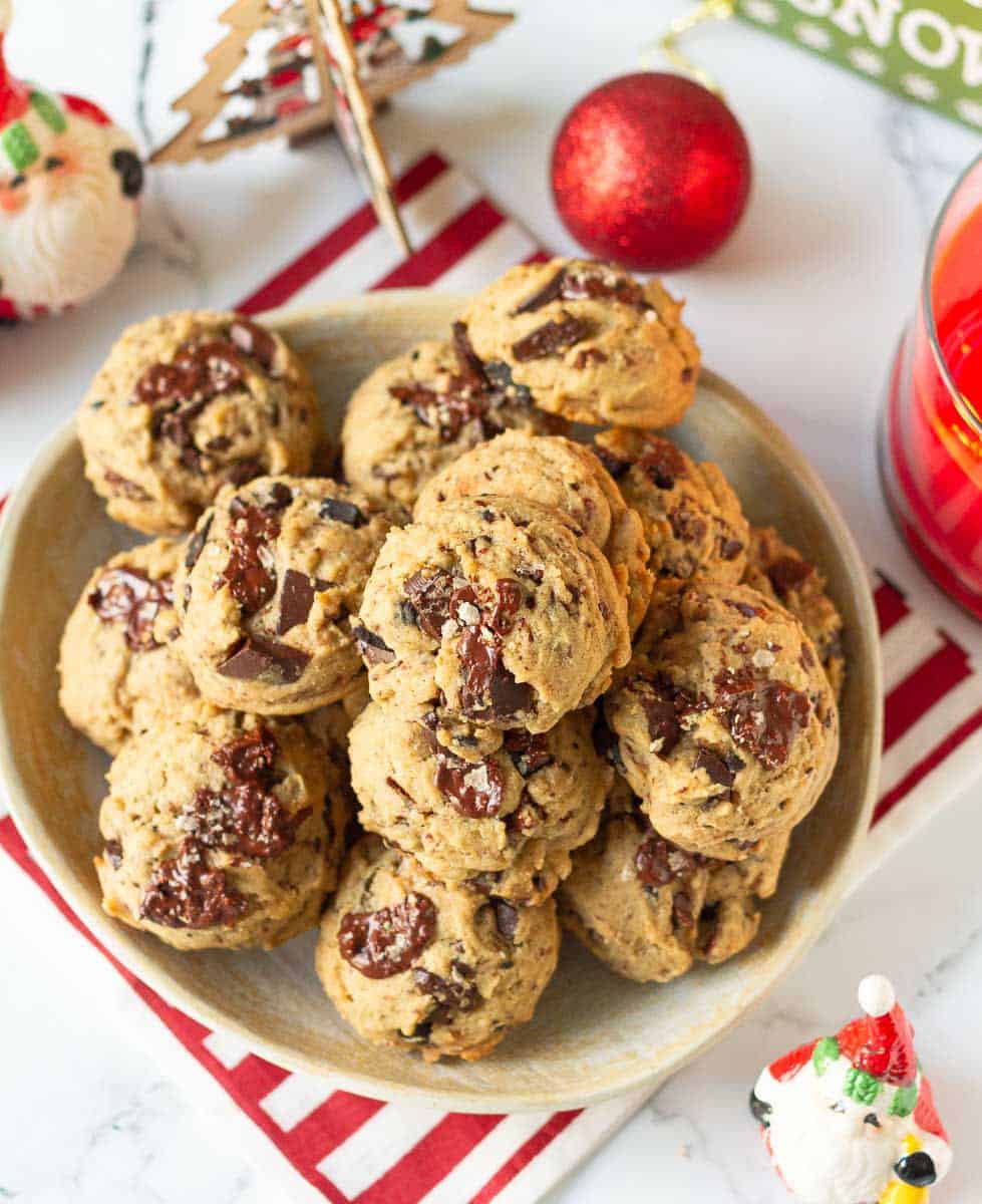 Easy Mint Chocolate Chip Cookies Recipe