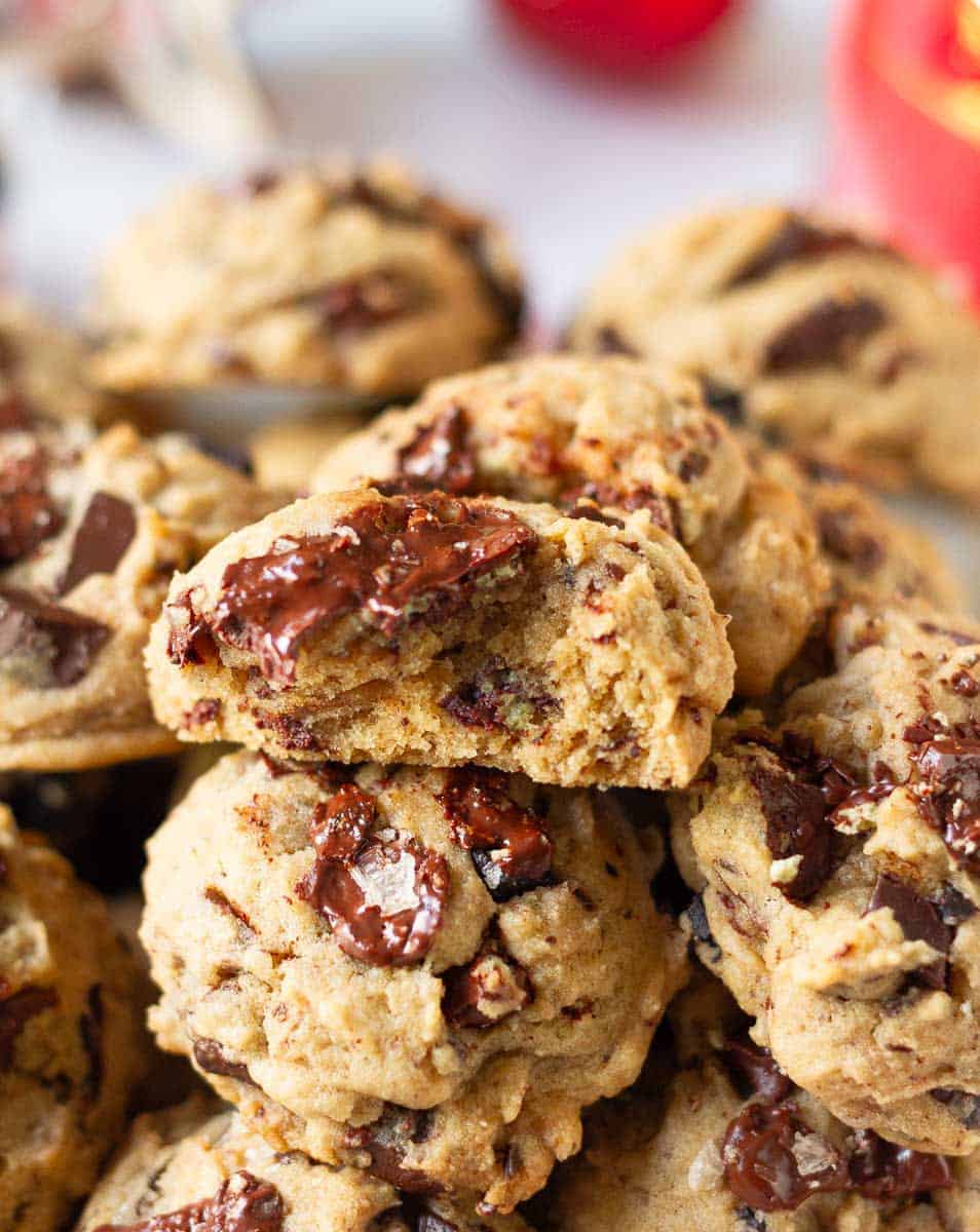 Easy Mint Chocolate Chip Cookies
