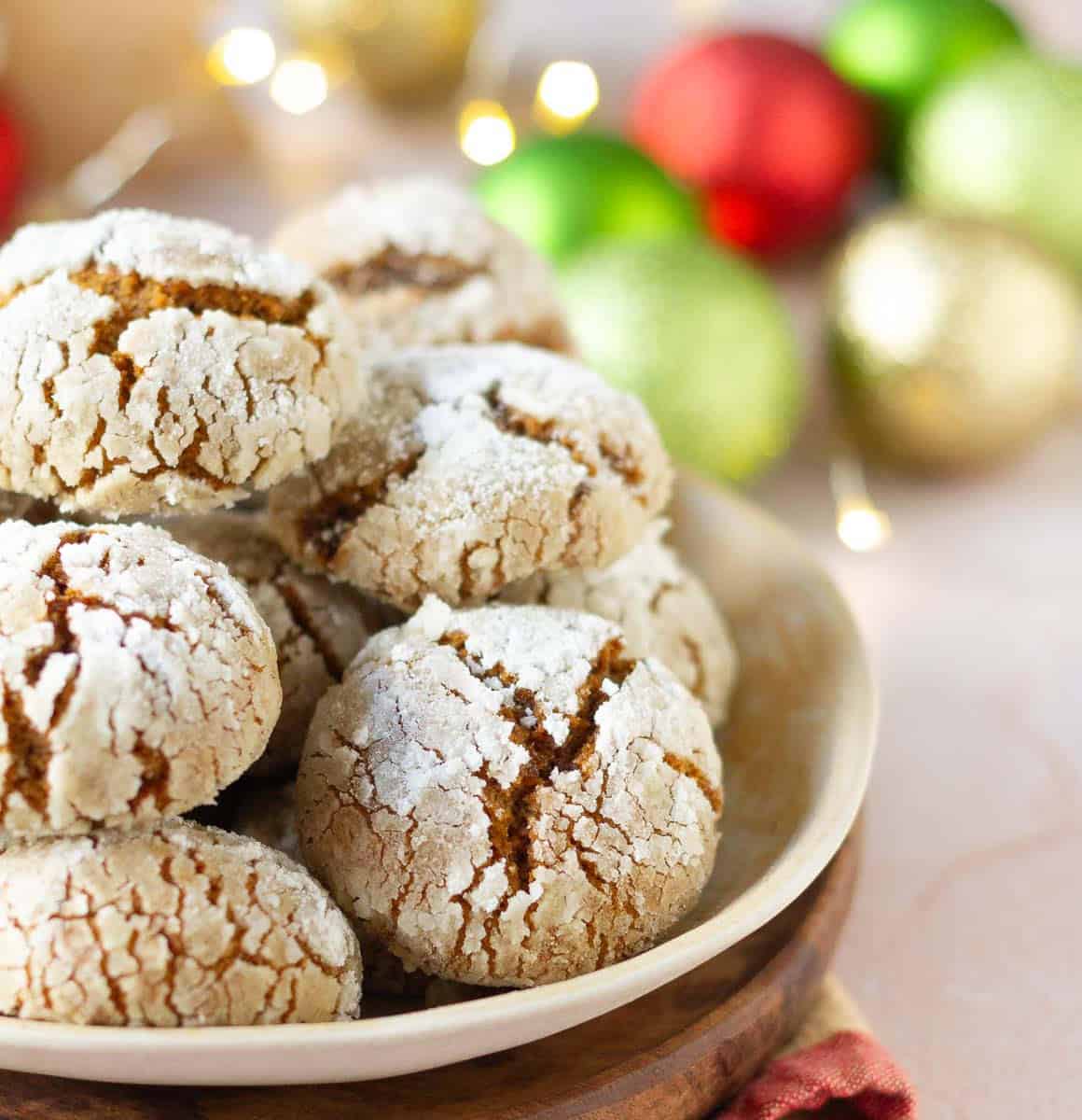 Easy Soft Gingerbread Crinkle Cookies Recipe