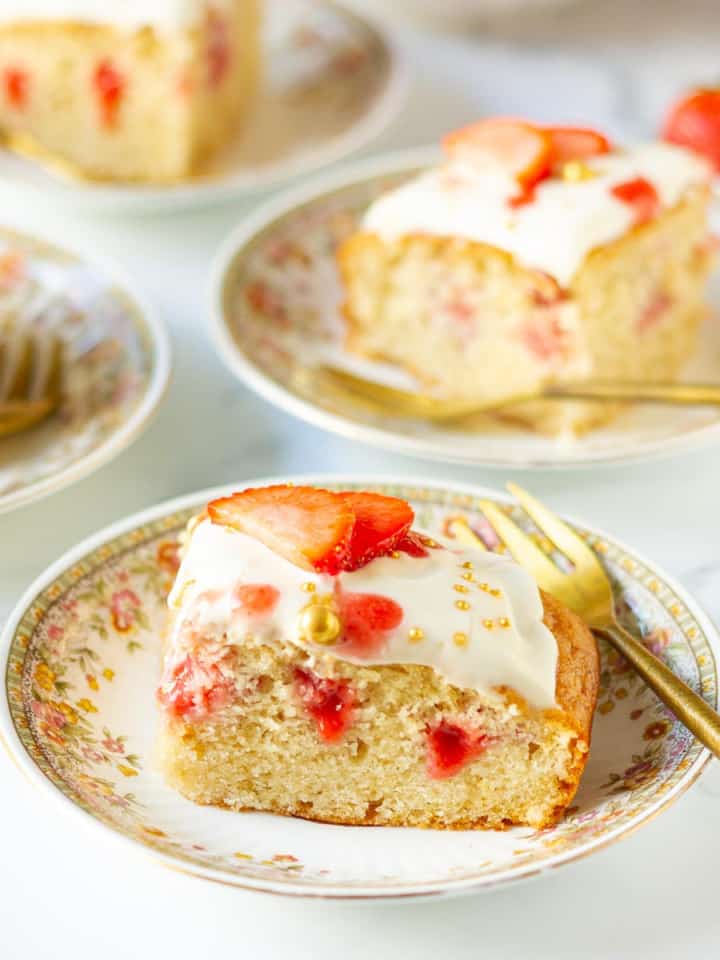 Fresh Strawberry Poke Cake
