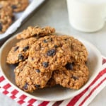 Family Favorite Oatmeal Raisin Cookies Recipe