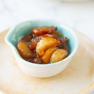 How To Make Garlic Confit
