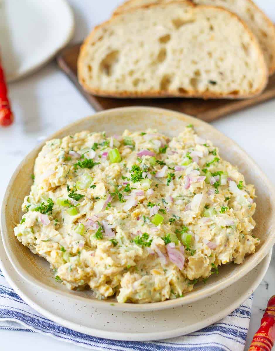 The Easiest Smashed Chickpea Salad