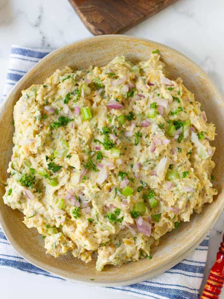 The Easiest Smashed Chickpea Salad