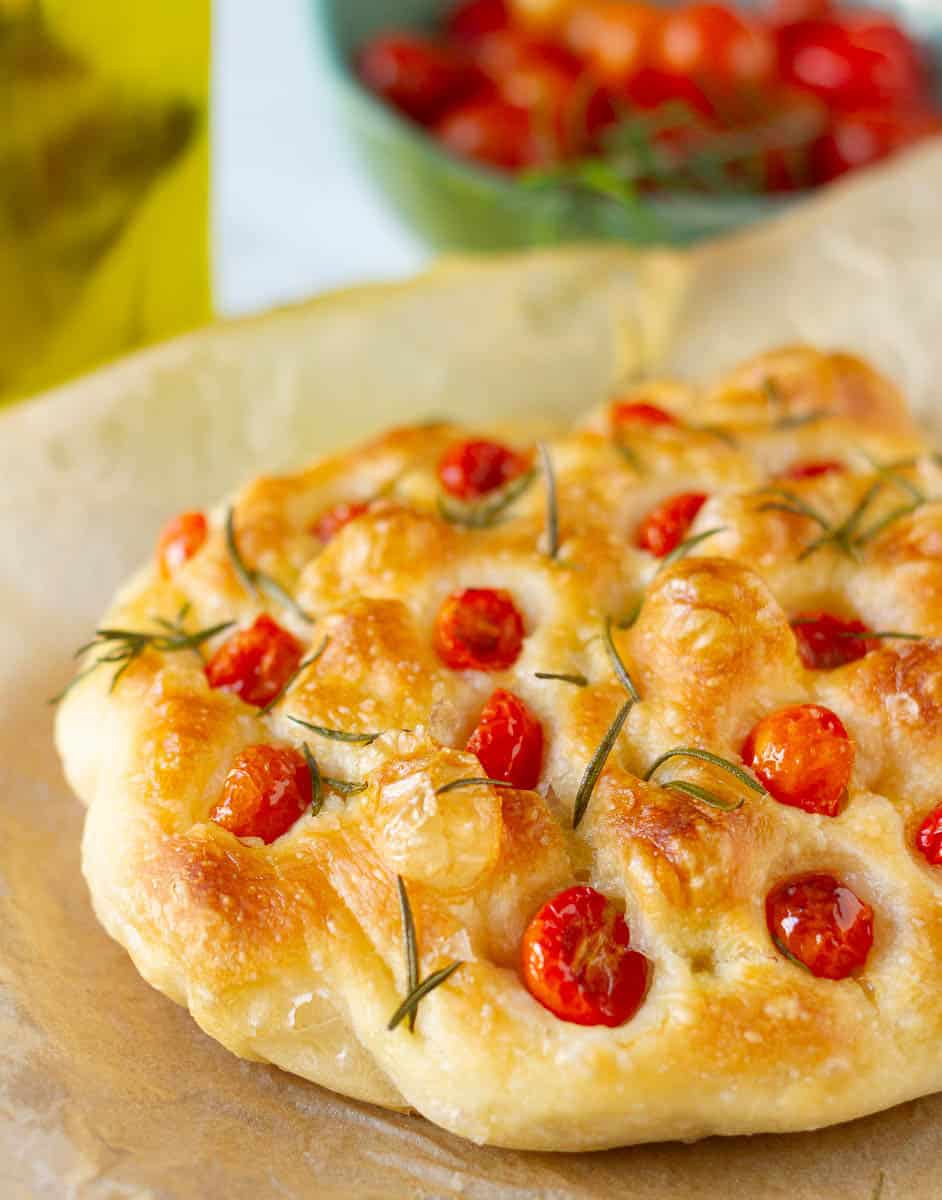 mini no-knead focaccia