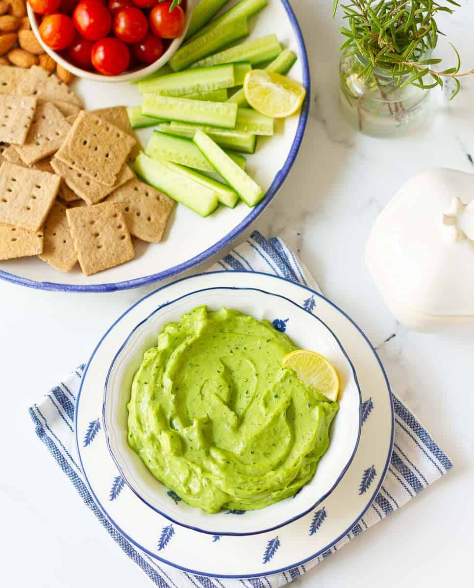 Easy Creamy Avocado Dip